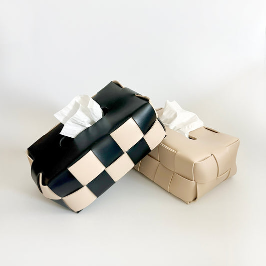 Checkerboard Woven Tissue Holder